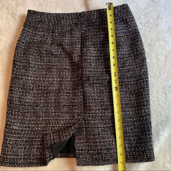 Banana Republic pencil skirt size 4 - Picture 2 of 6